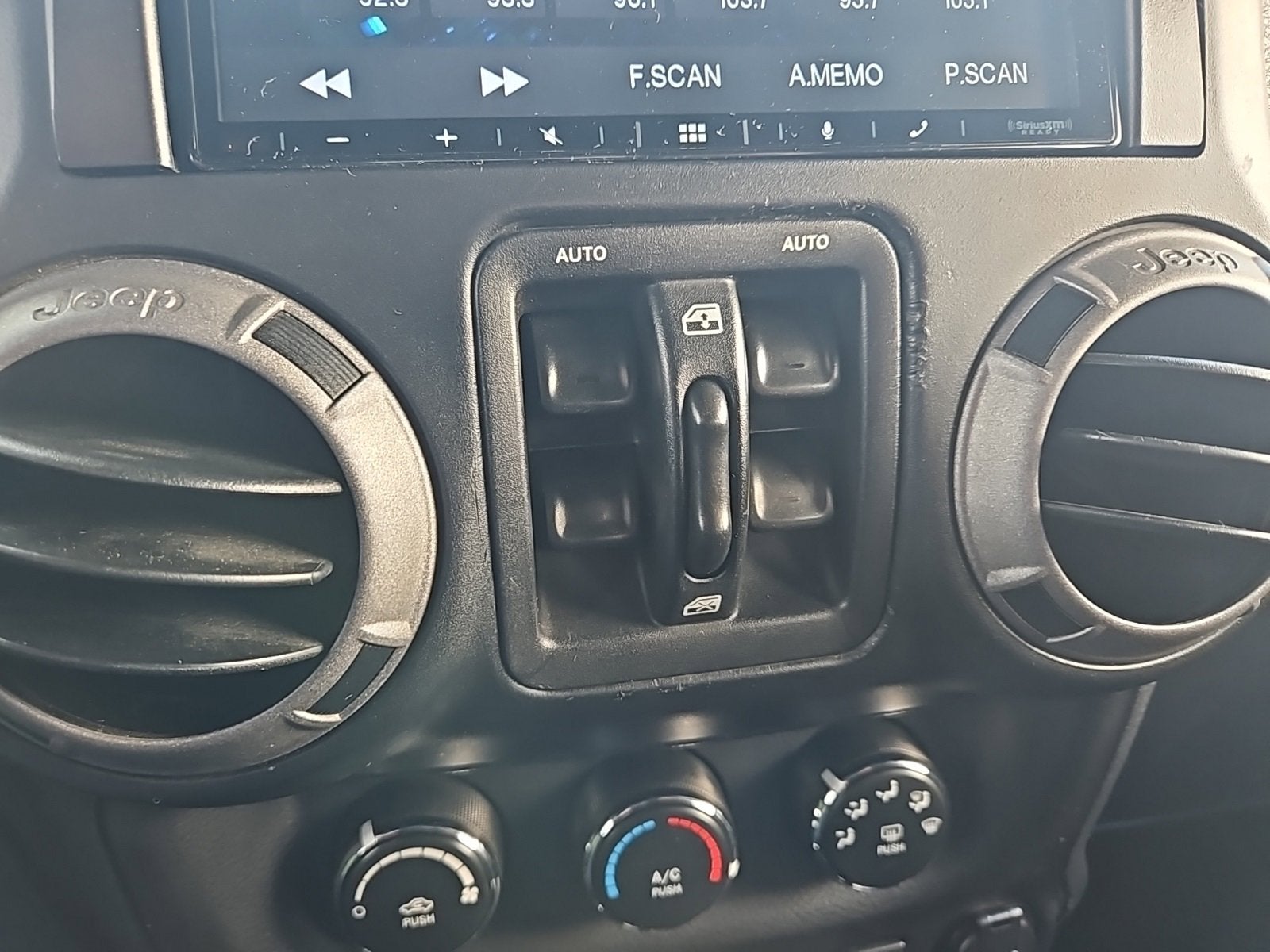 2012 Jeep Wrangler Unlimited Sport