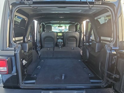 2023 Jeep Wrangler Sahara Altitude