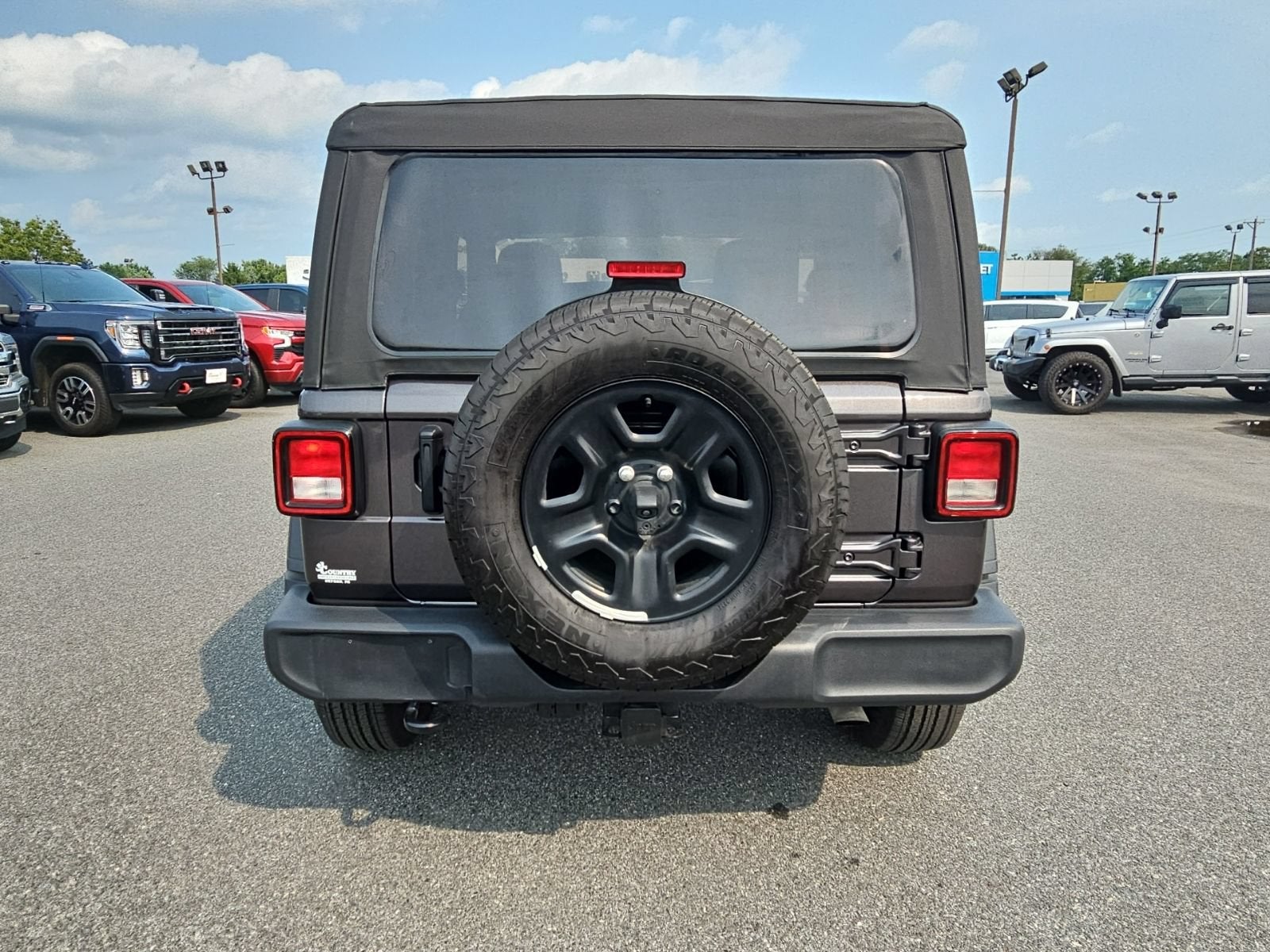 2025 Jeep Wrangler Sport