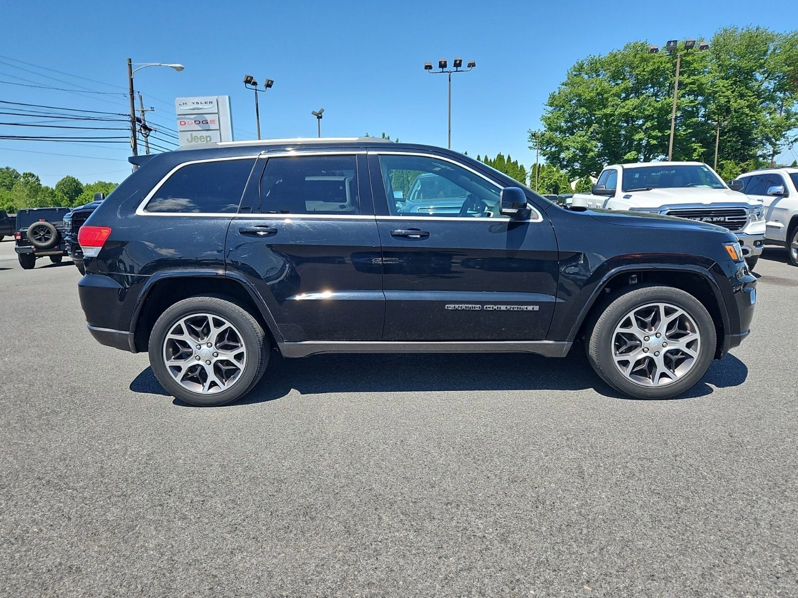 2018 Jeep Grand Cherokee Sterling Edition