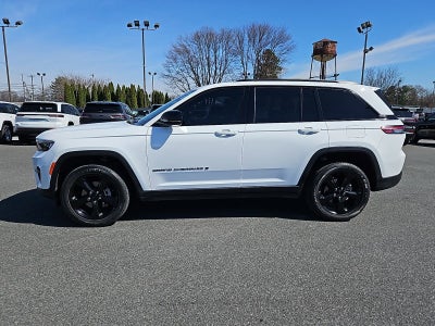 2022 Jeep Grand Cherokee Altitude