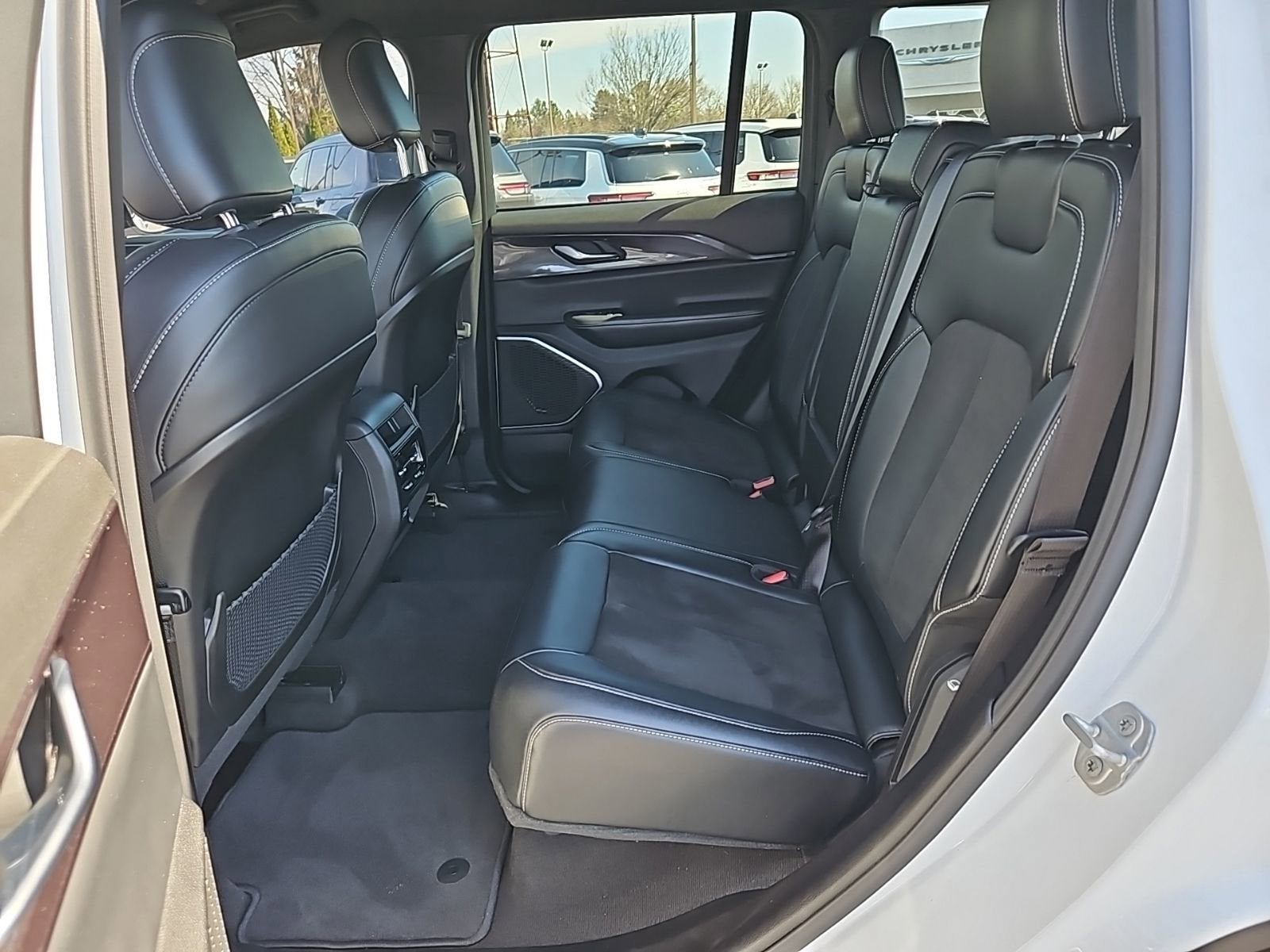 2022 Jeep Grand Cherokee Altitude