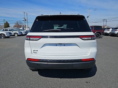 2022 Jeep Grand Cherokee Altitude