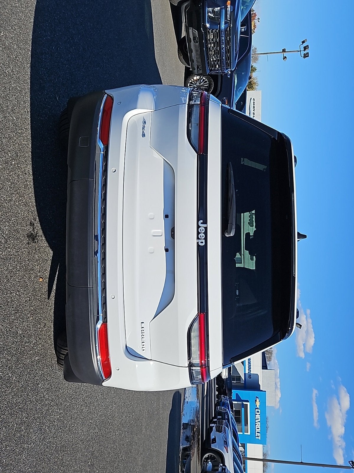 2025 Jeep Grand Cherokee Laredo