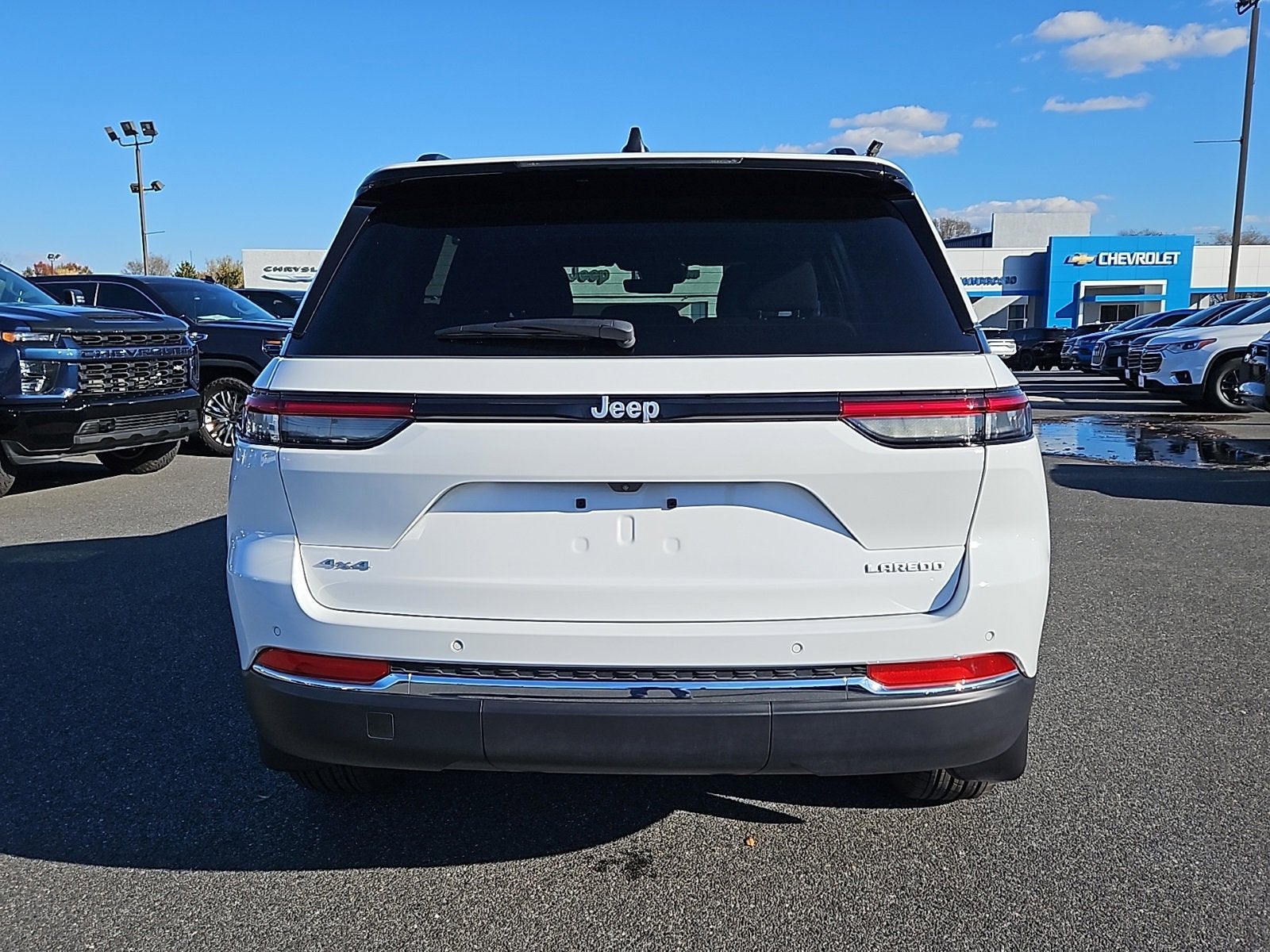 2025 Jeep Grand Cherokee Laredo