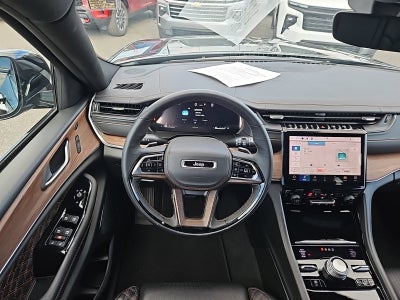 2023 Jeep Grand Cherokee Summit