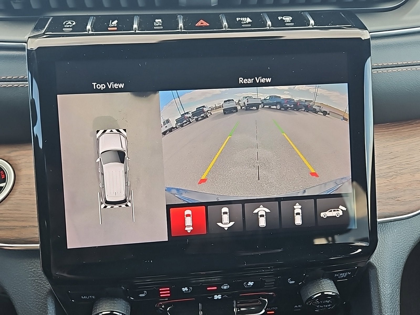 2023 Jeep Grand Cherokee Summit