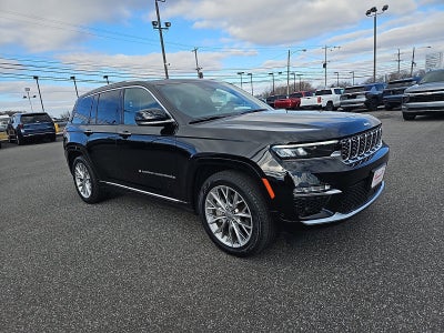 2023 Jeep Grand Cherokee Summit
