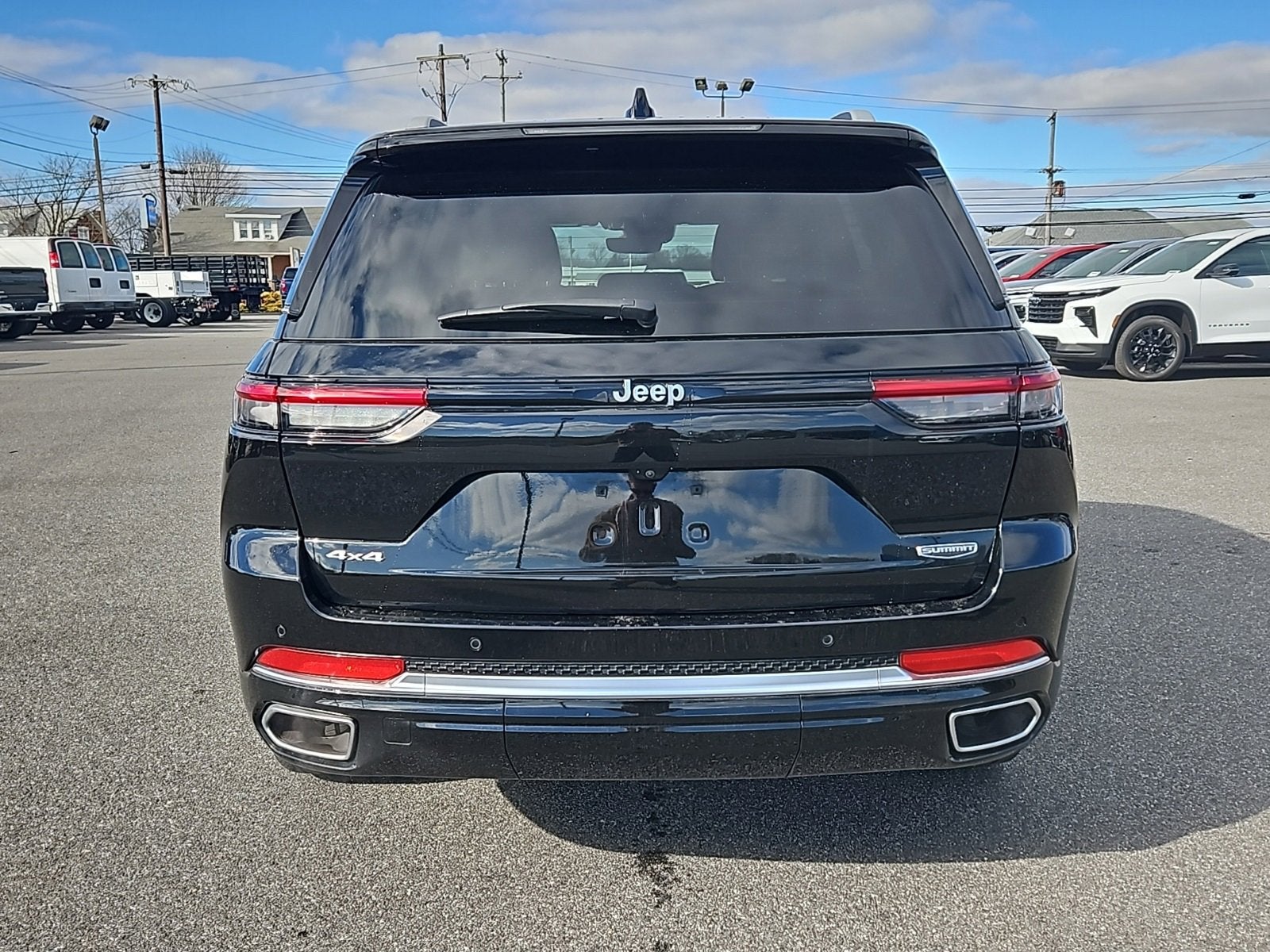 2023 Jeep Grand Cherokee Summit