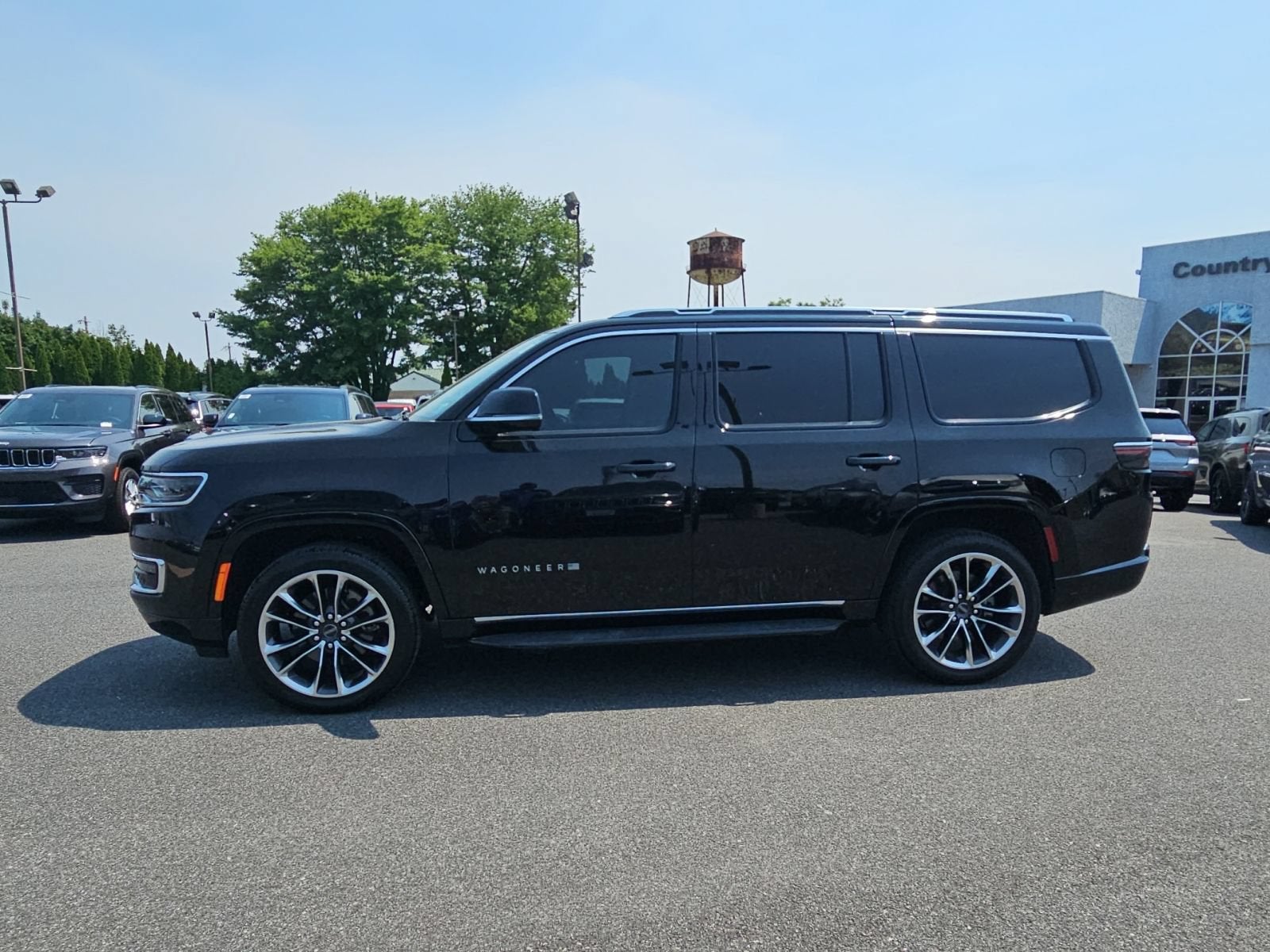 2023 Jeep Wagoneer Series II