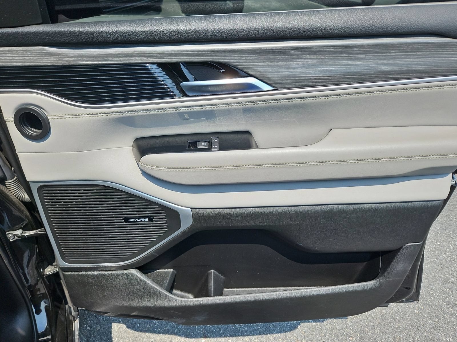 2023 Jeep Wagoneer Series II