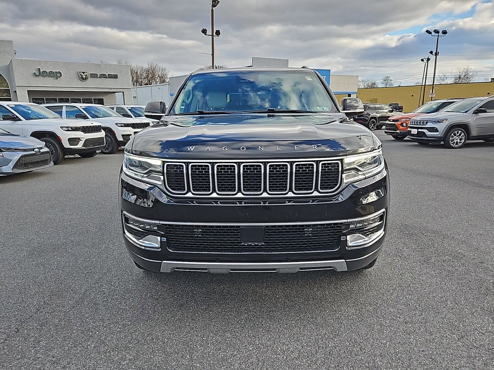 2022 Jeep Wagoneer Series III