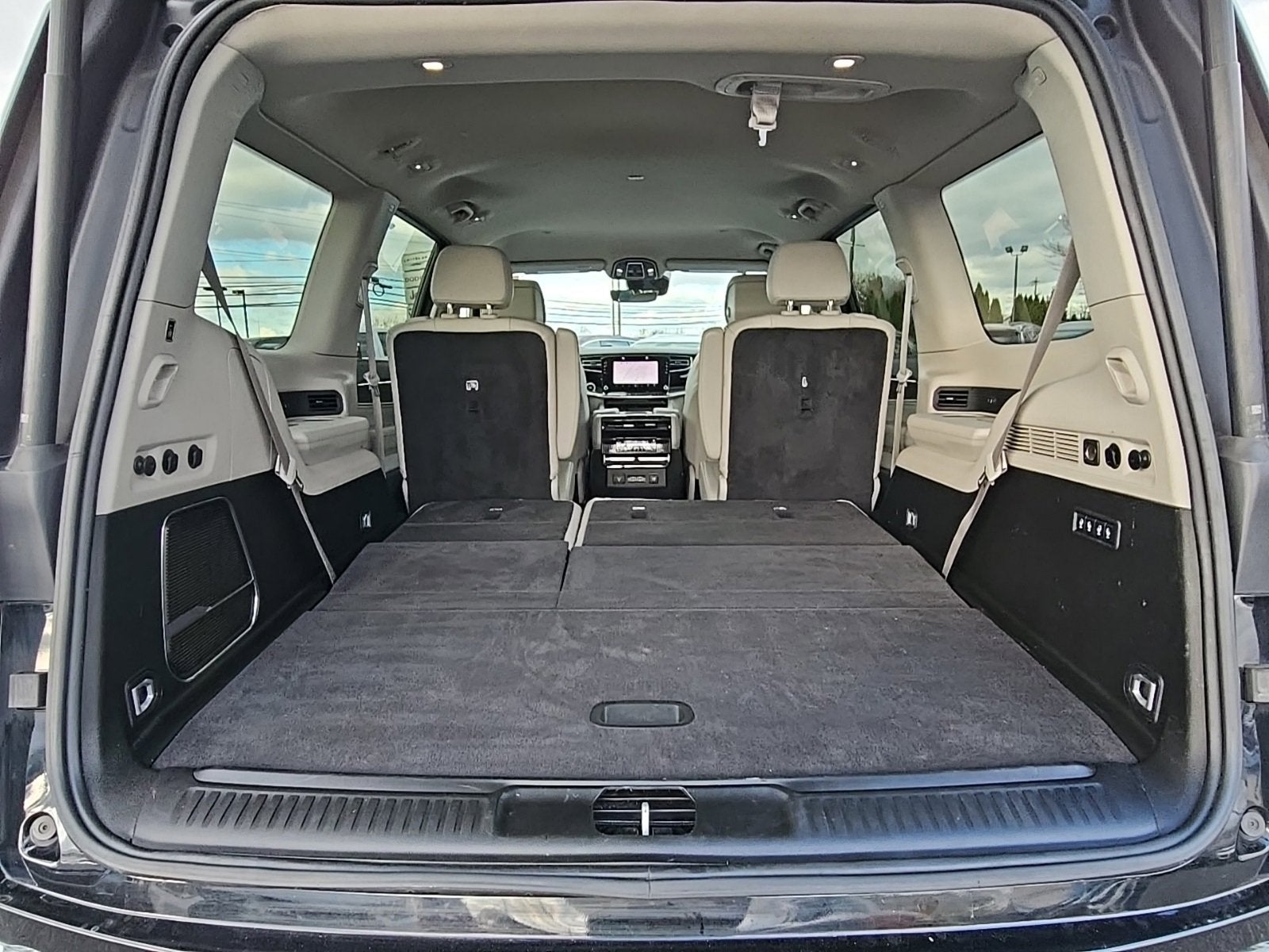 2022 Jeep Wagoneer Series III