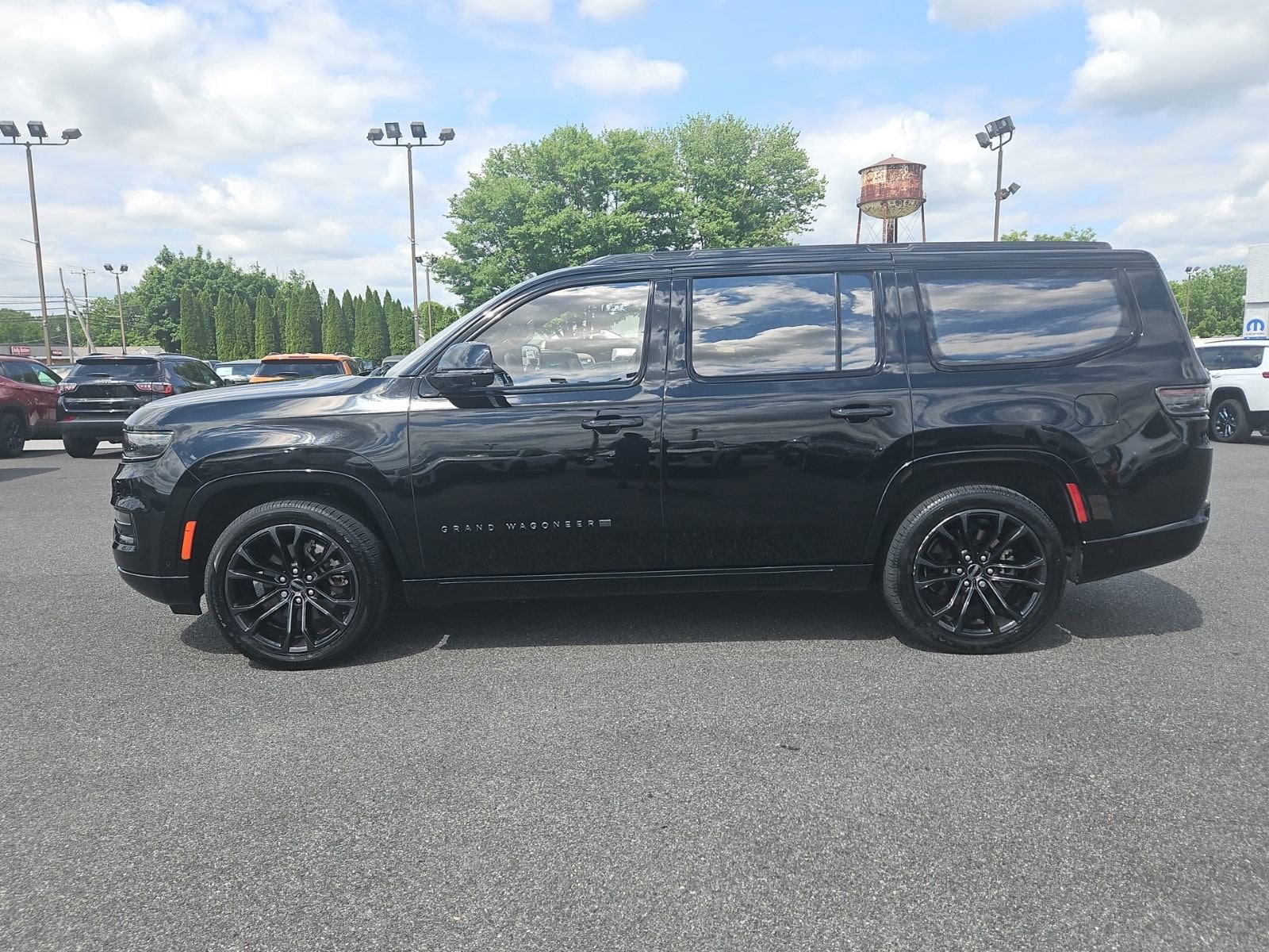 2022 Jeep Grand Wagoneer Series II Obsidian