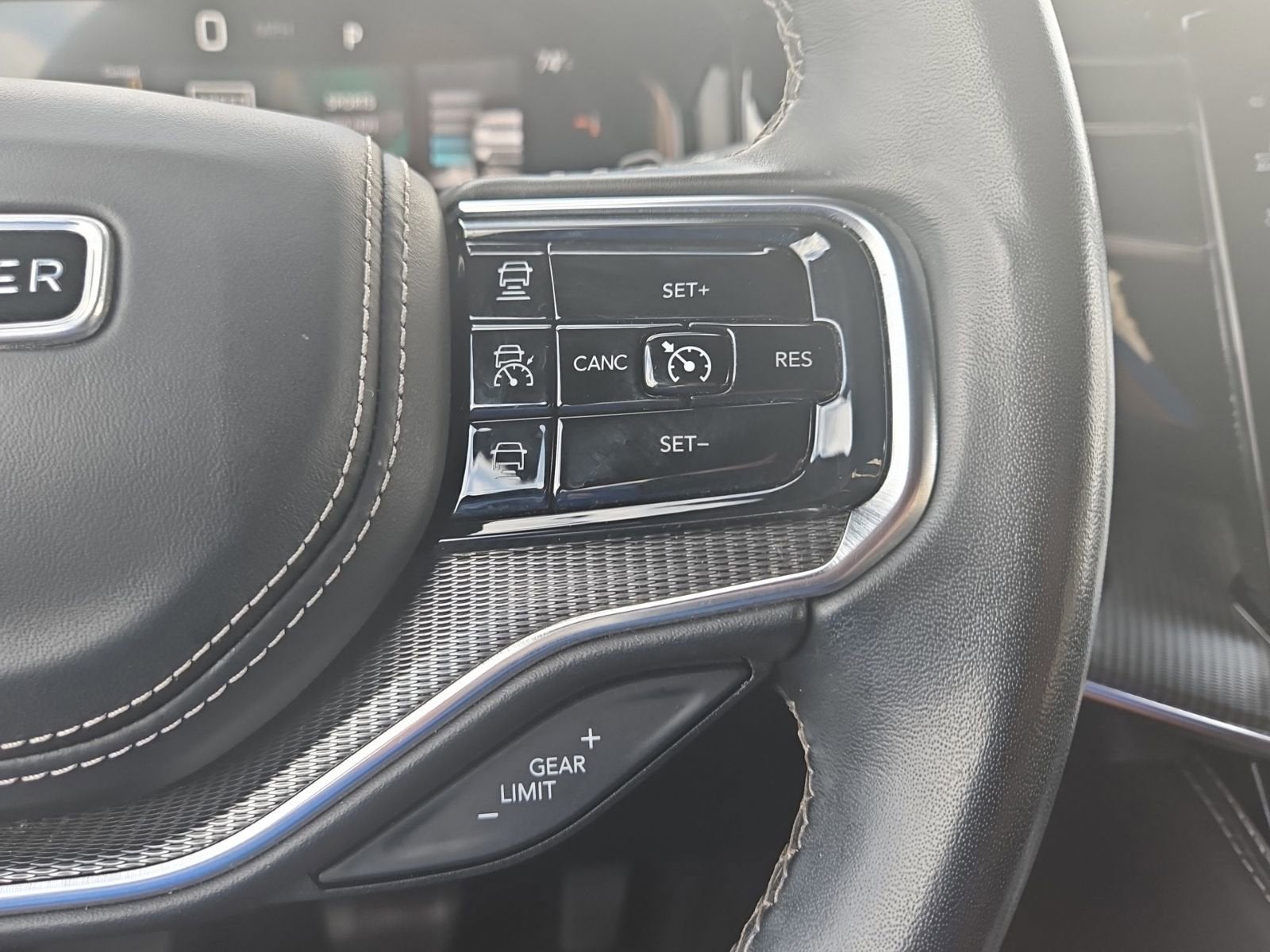 2022 Jeep Grand Wagoneer Series II Obsidian