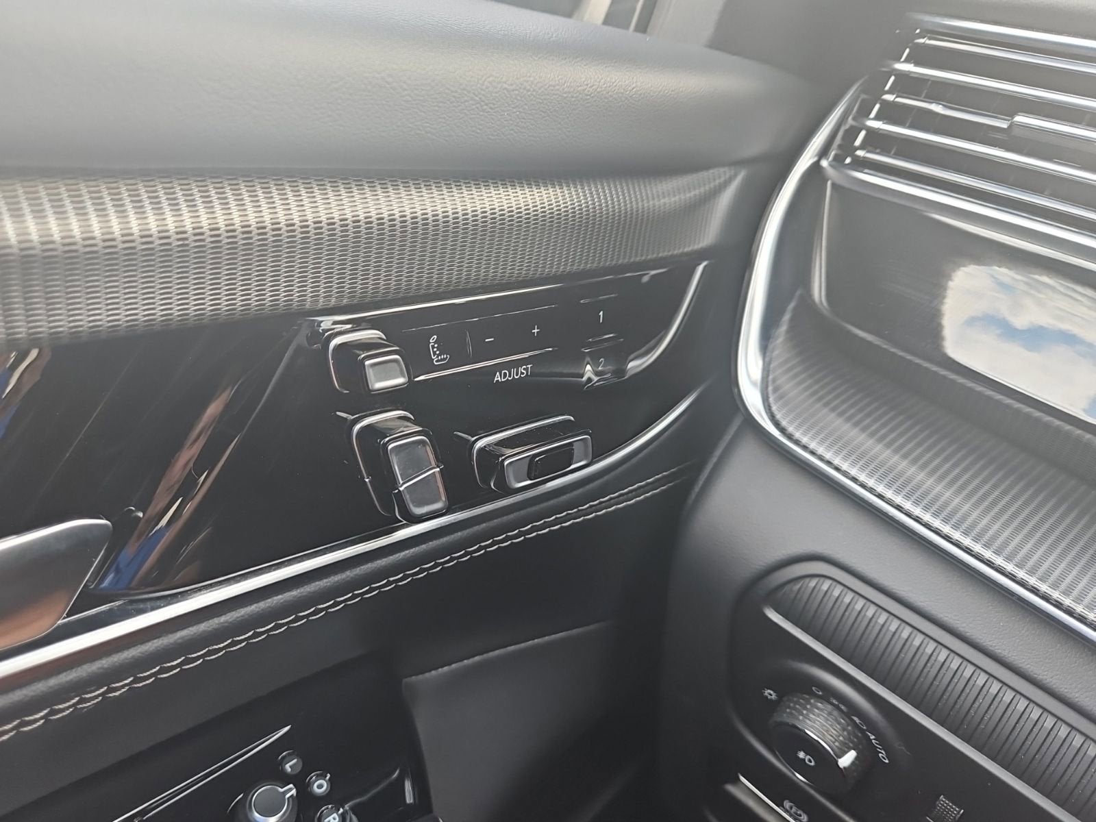 2022 Jeep Grand Wagoneer Series II Obsidian