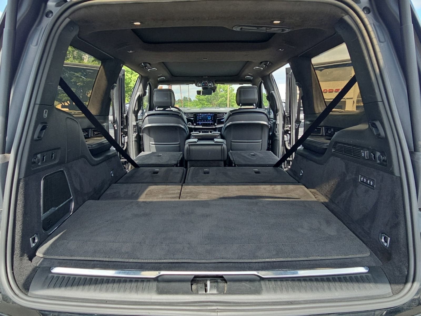 2022 Jeep Grand Wagoneer Series II Obsidian
