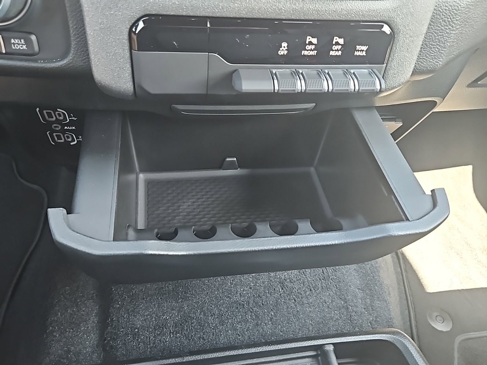 2026 RAM 1500 Warlock