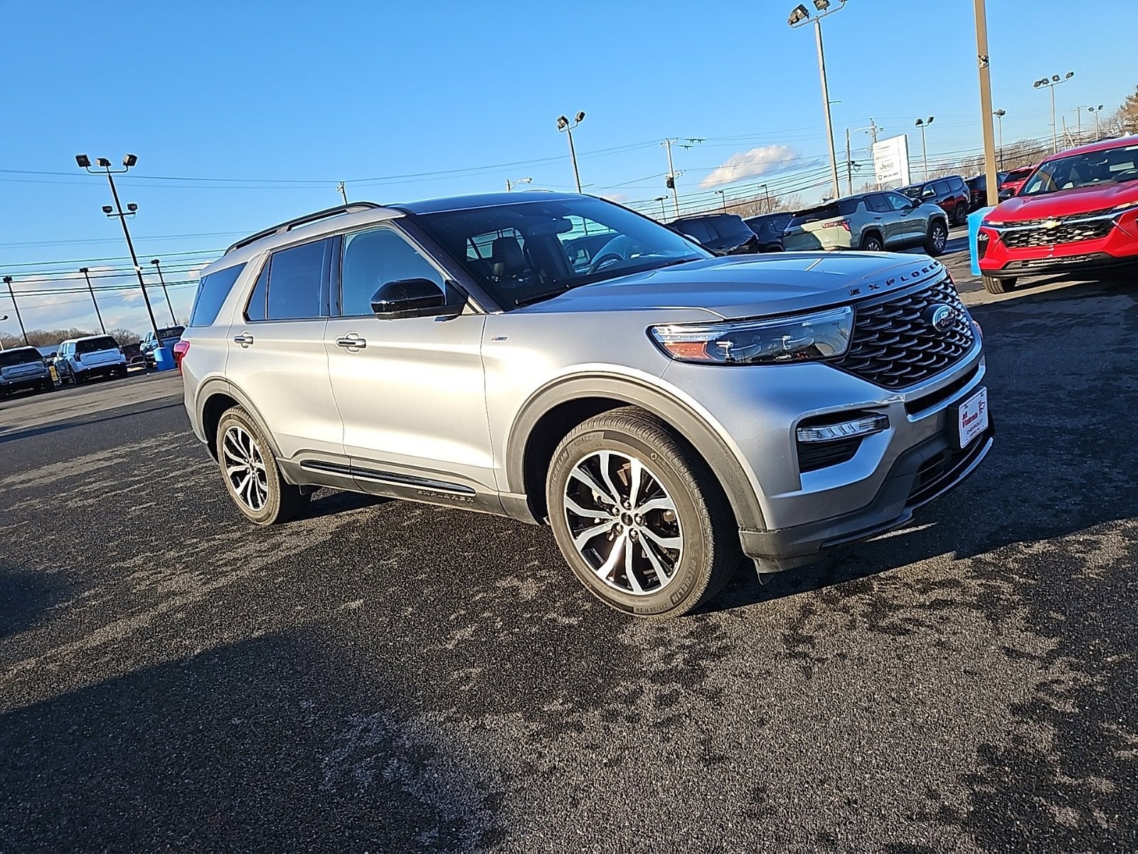 2022 Ford Explorer ST-Line