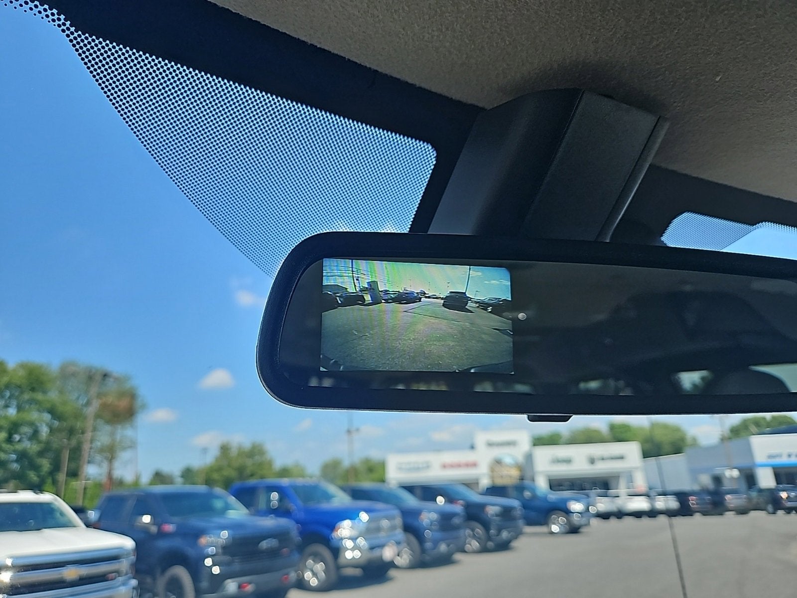 2024 Chevrolet Express Passenger 3500 1LT