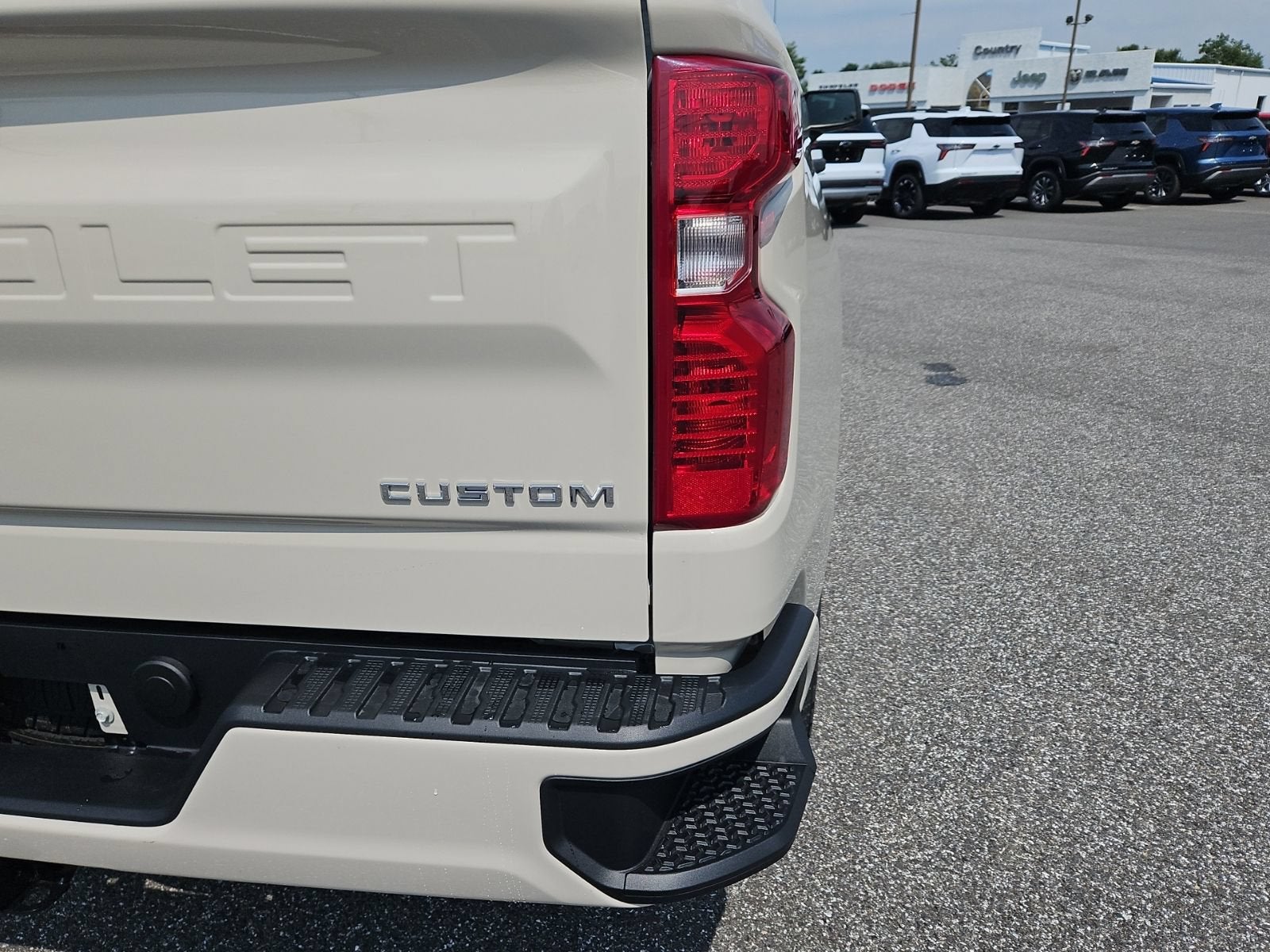 2026 Chevrolet Silverado 1500 Custom