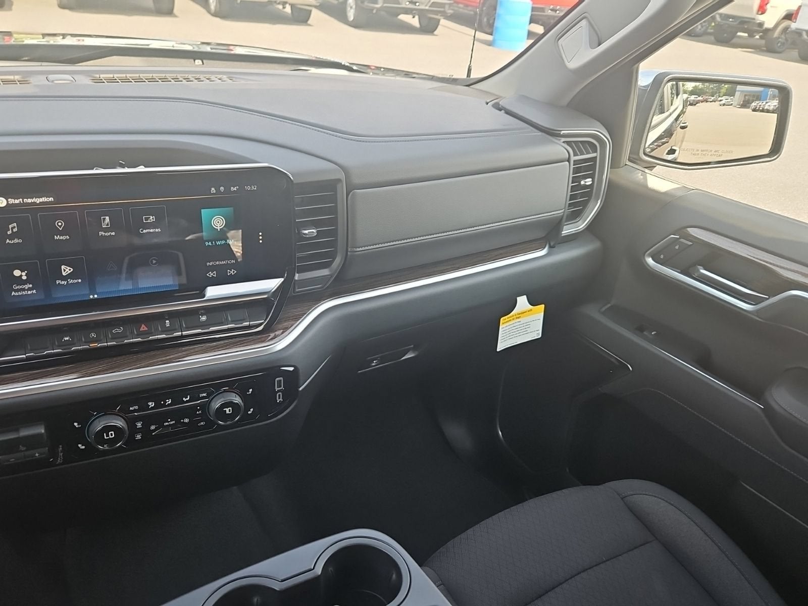 2026 Chevrolet Silverado 1500 LT - Photo 9