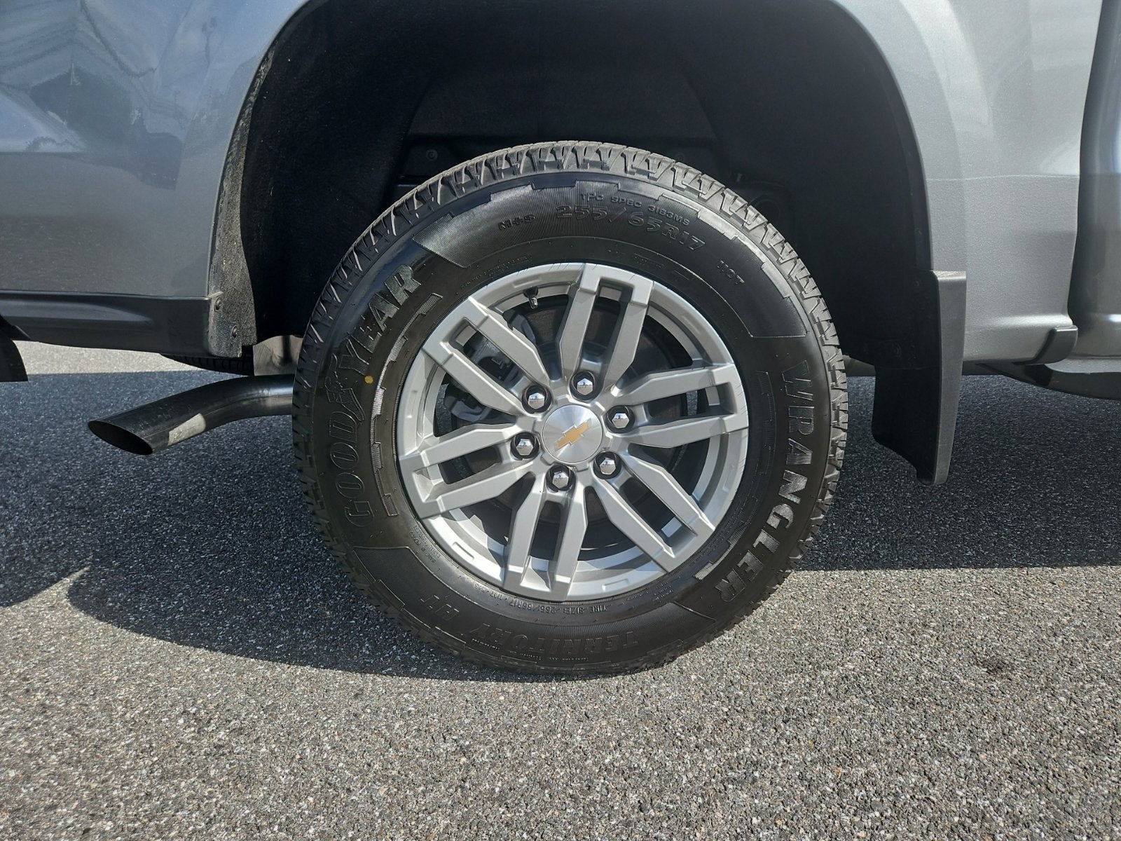2025 Chevrolet Colorado WT/LT