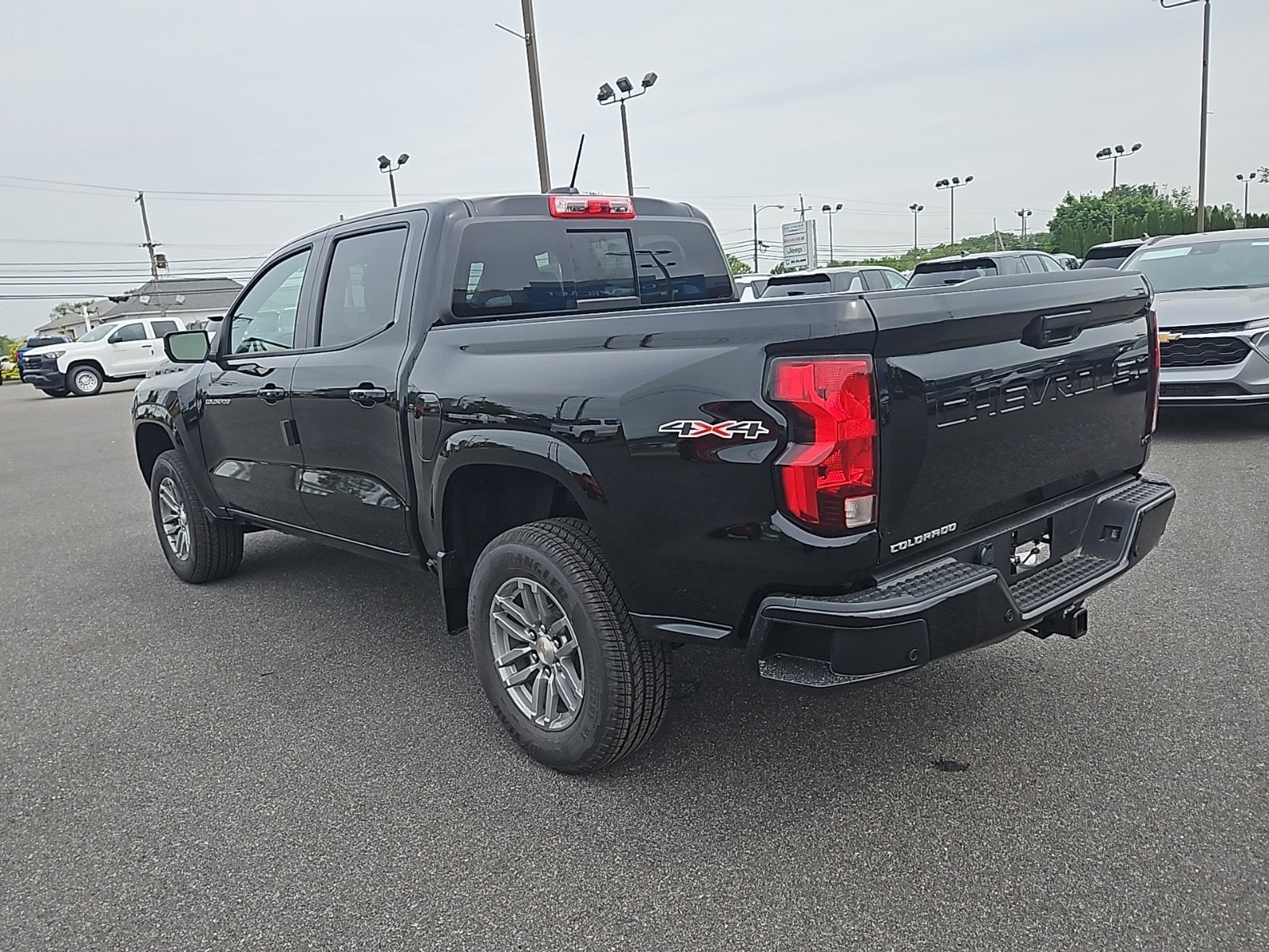 2025 Chevrolet Colorado WT/LT