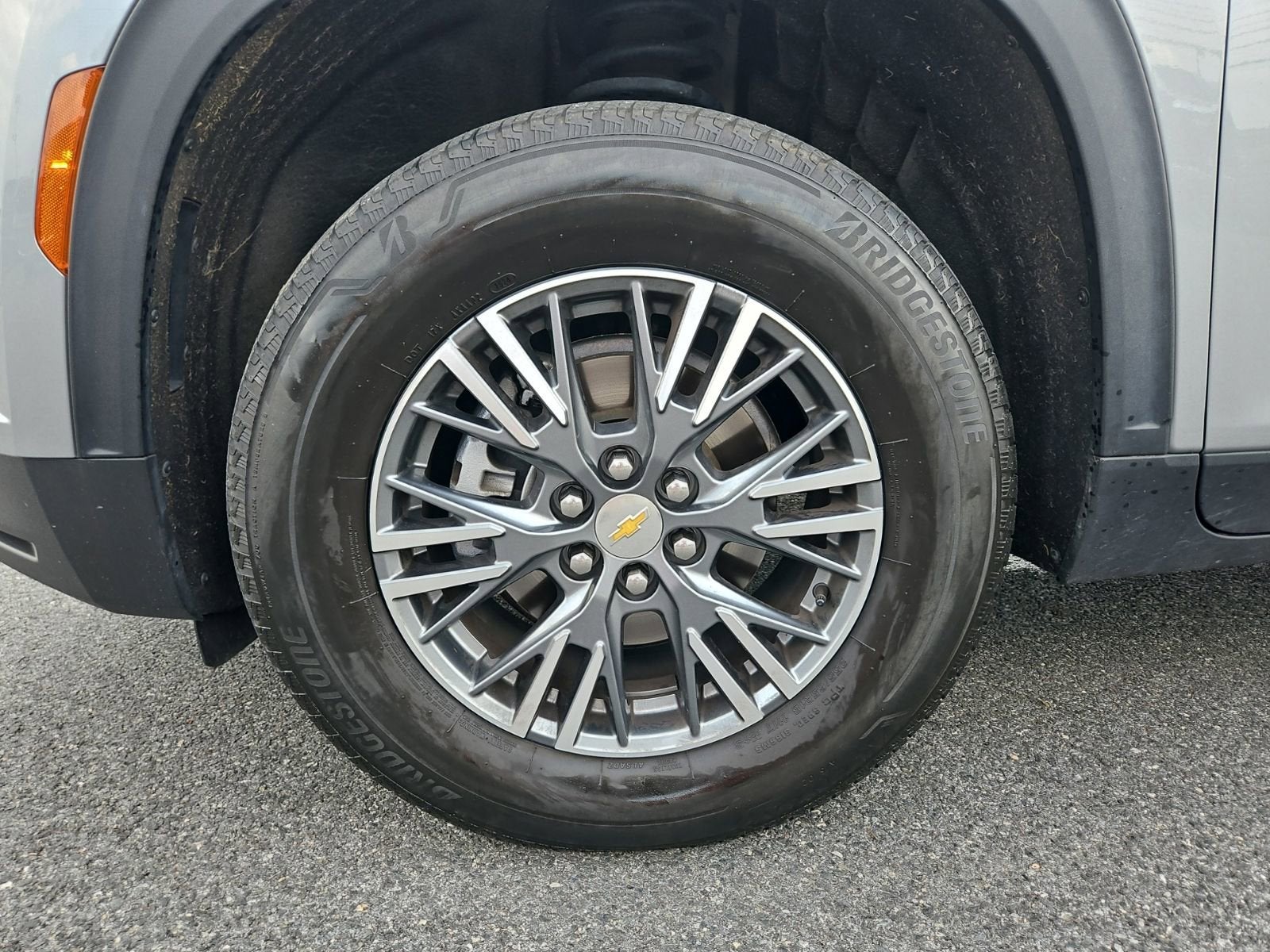 2024 Chevrolet Traverse LT