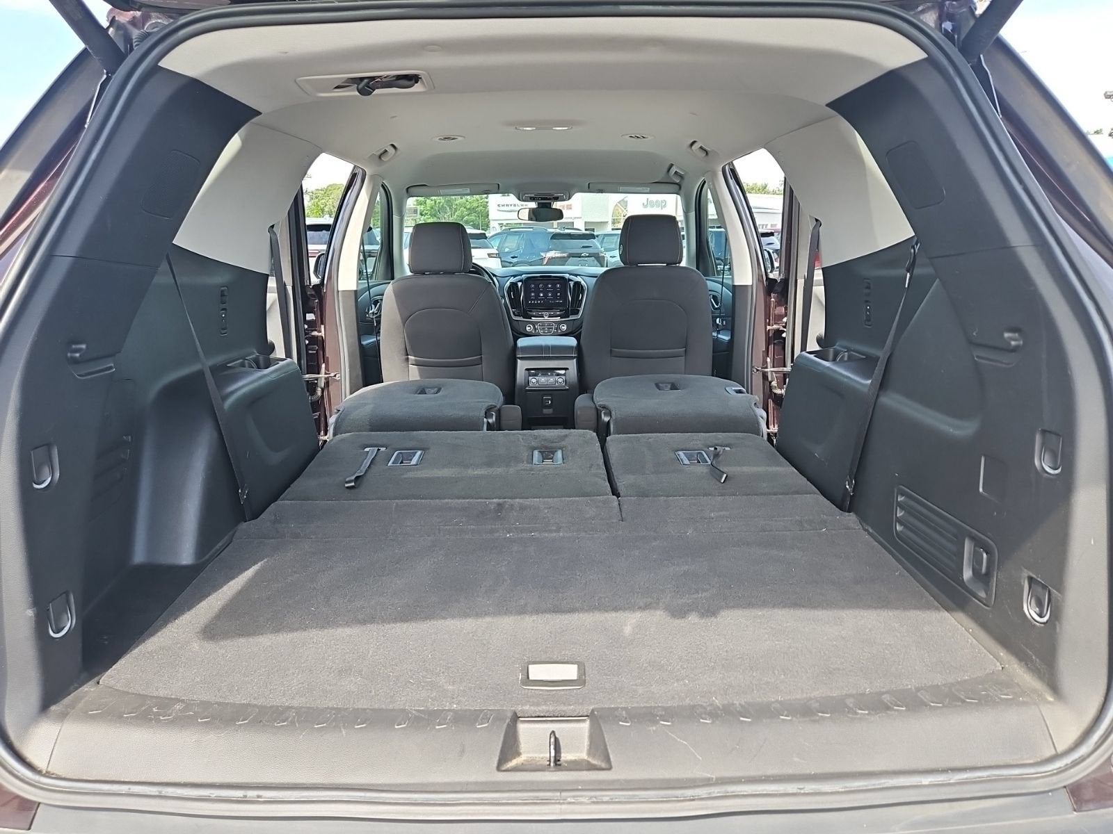 2020 Chevrolet Traverse LT Cloth