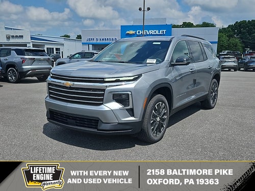 2025 Chevrolet Traverse LT