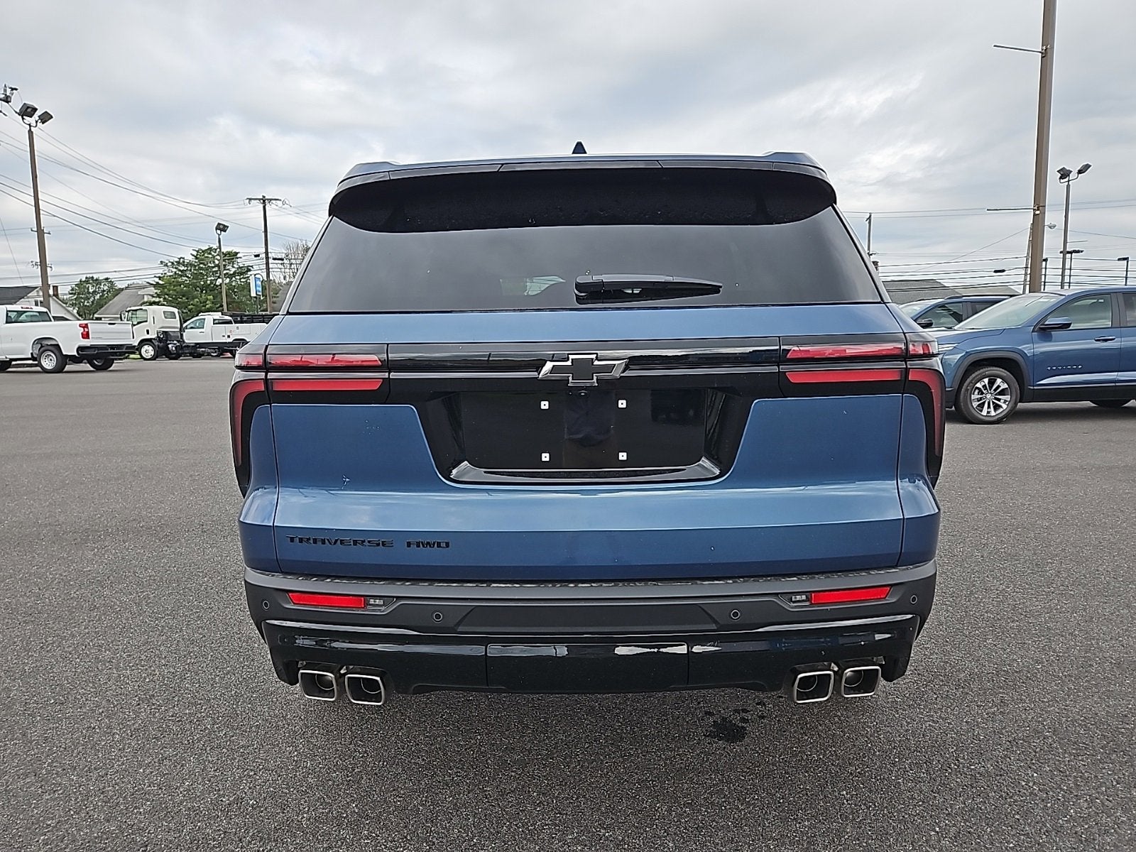 2025 Chevrolet Traverse LT
