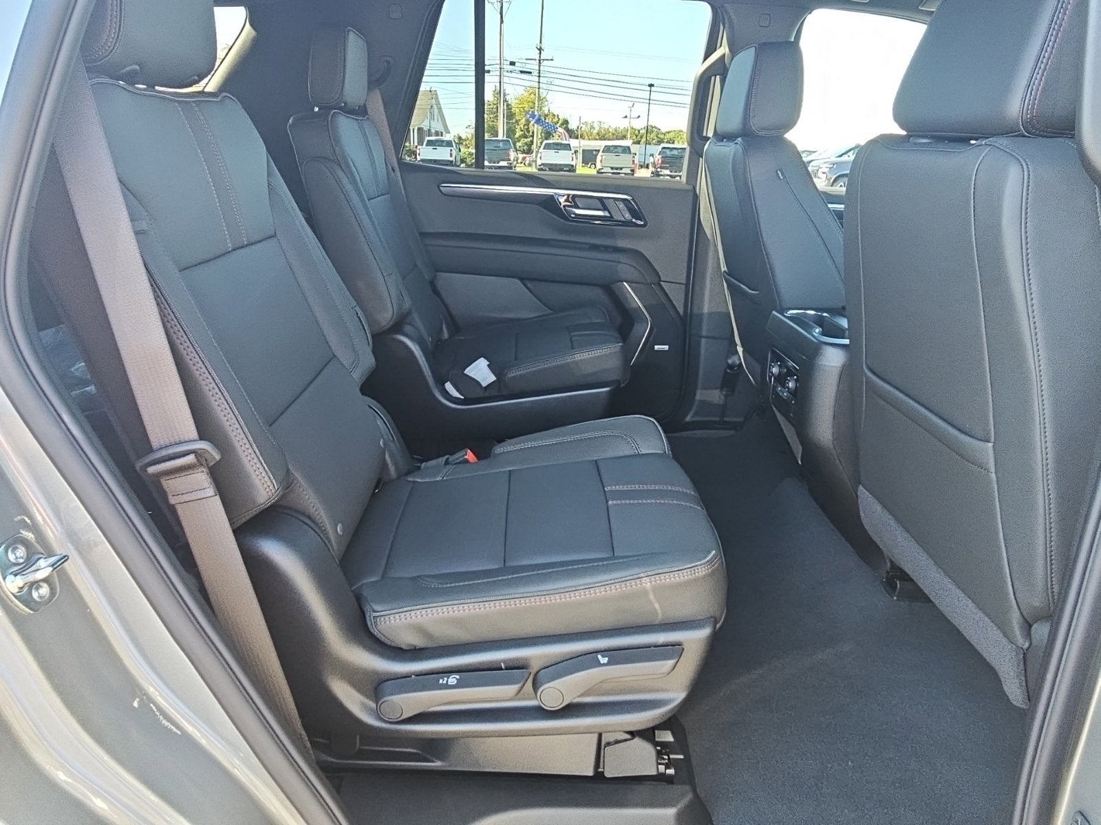 2027 Chevrolet Tahoe RST - Photo 21