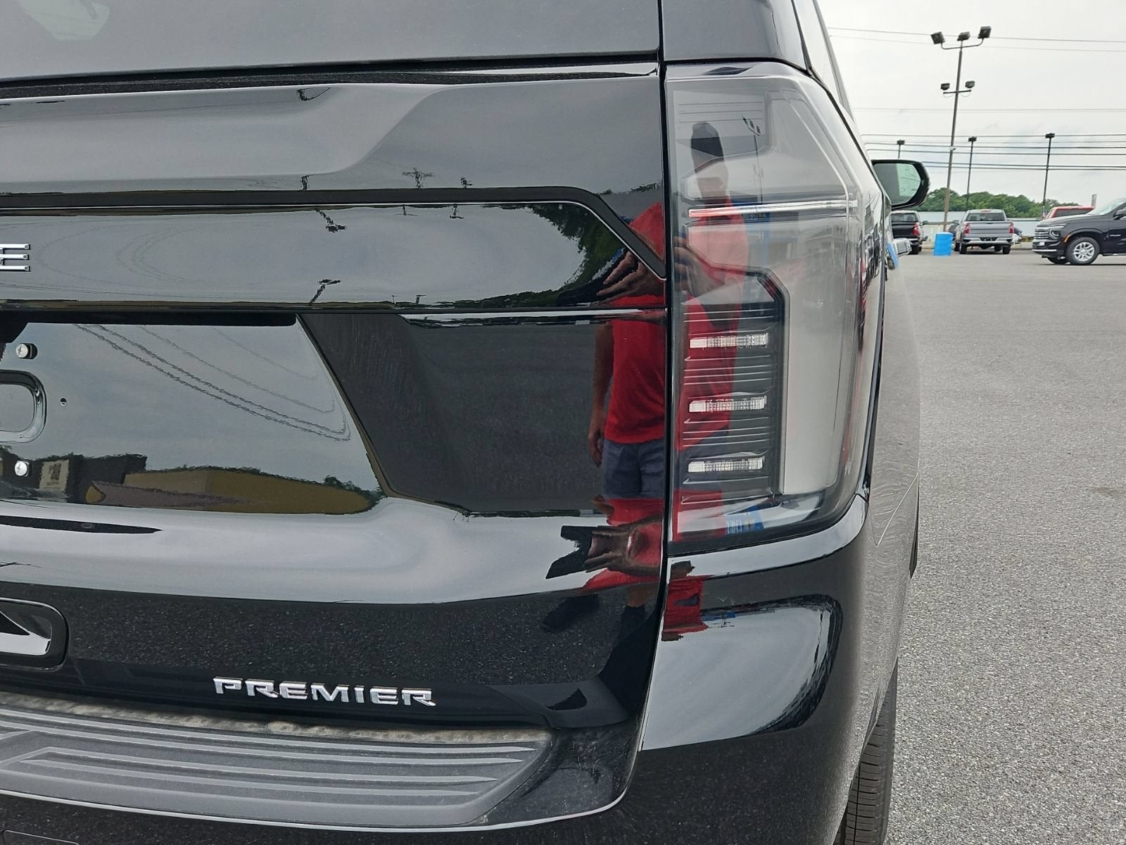 2026 Chevrolet Tahoe Premier - Photo 6