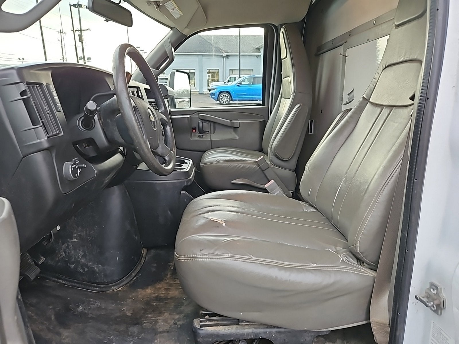 2017 Chevrolet Express Cutaway 3500 GAS