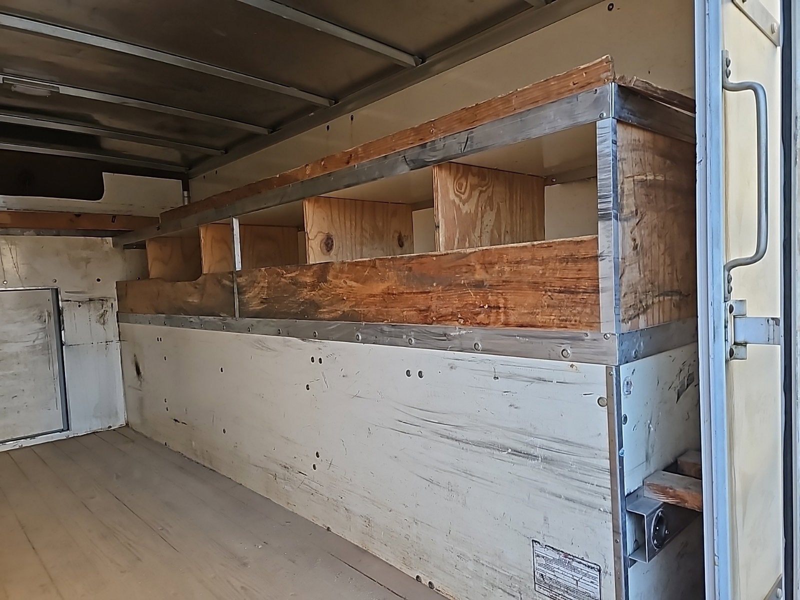 2017 Chevrolet Express Cutaway 3500 GAS