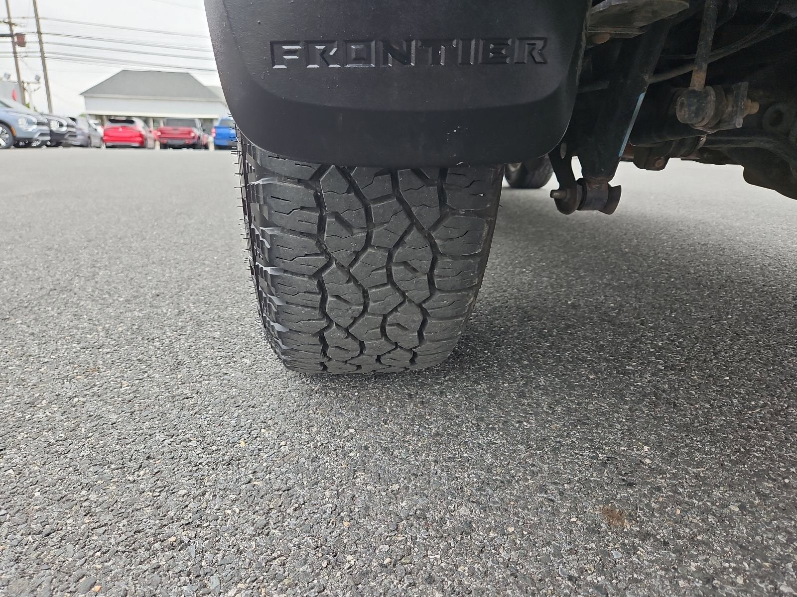 2024 Nissan Frontier SV