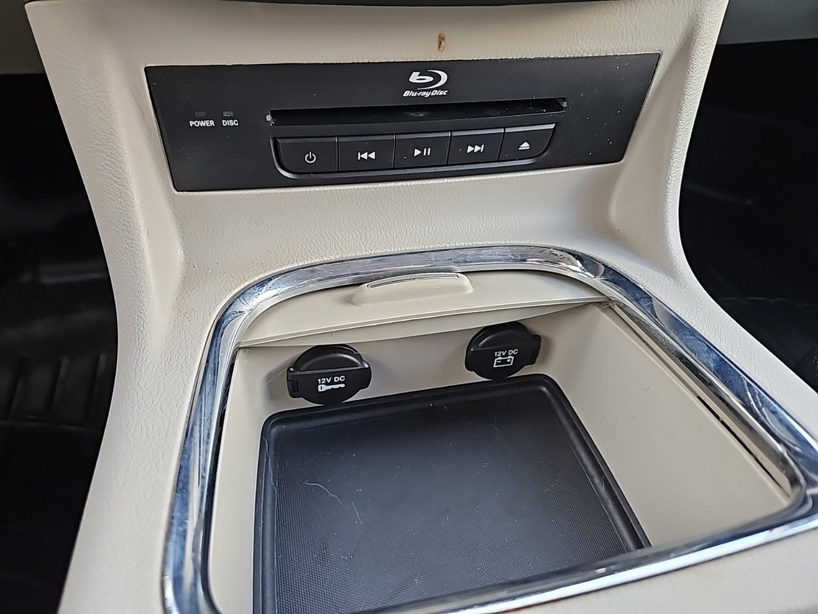 2016 Chrysler Town & Country Touring-L Anniversary Edition