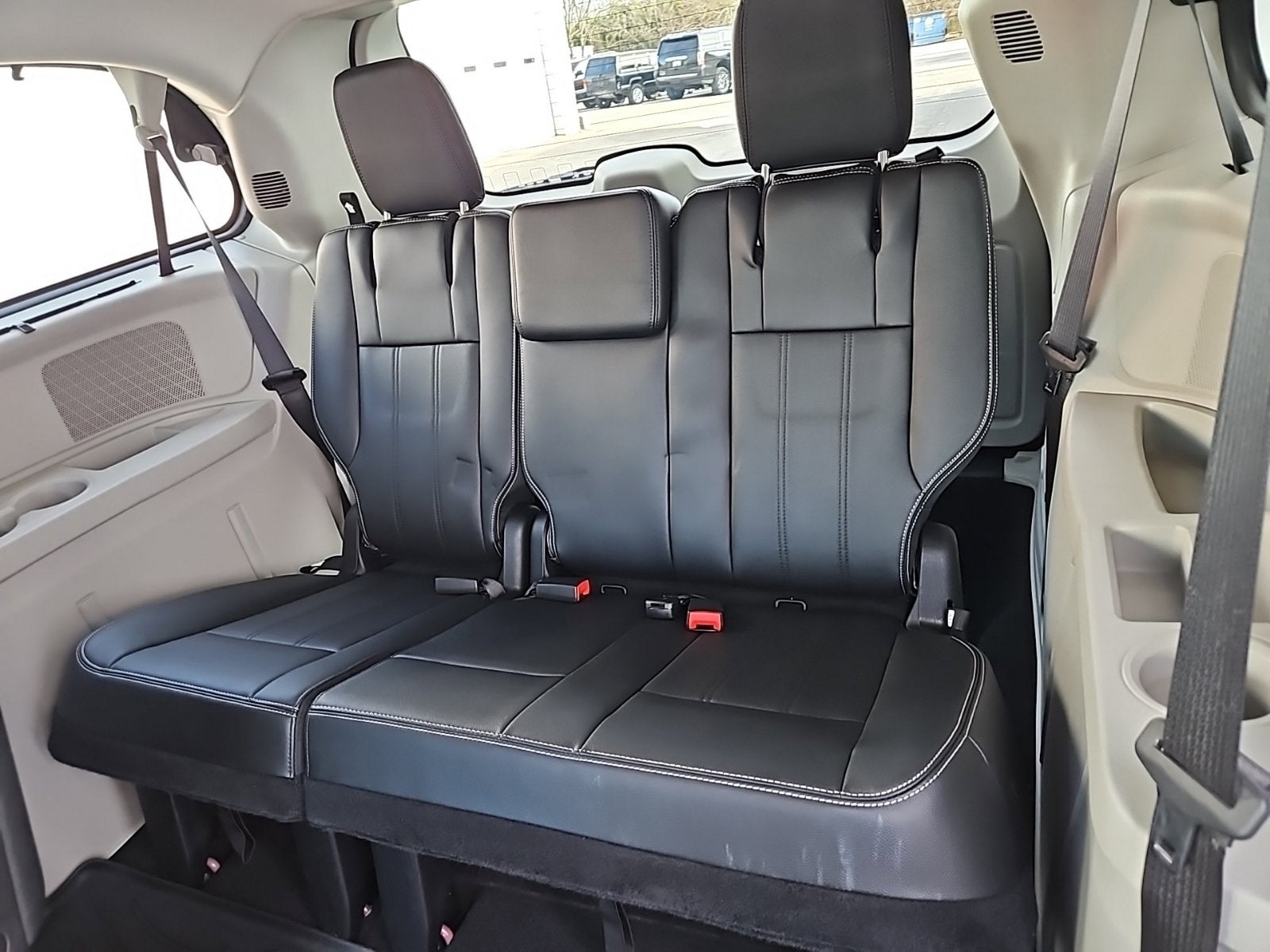 2016 Chrysler Town & Country Touring-L Anniversary Edition