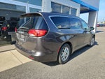 2020 Chrysler Voyager LX