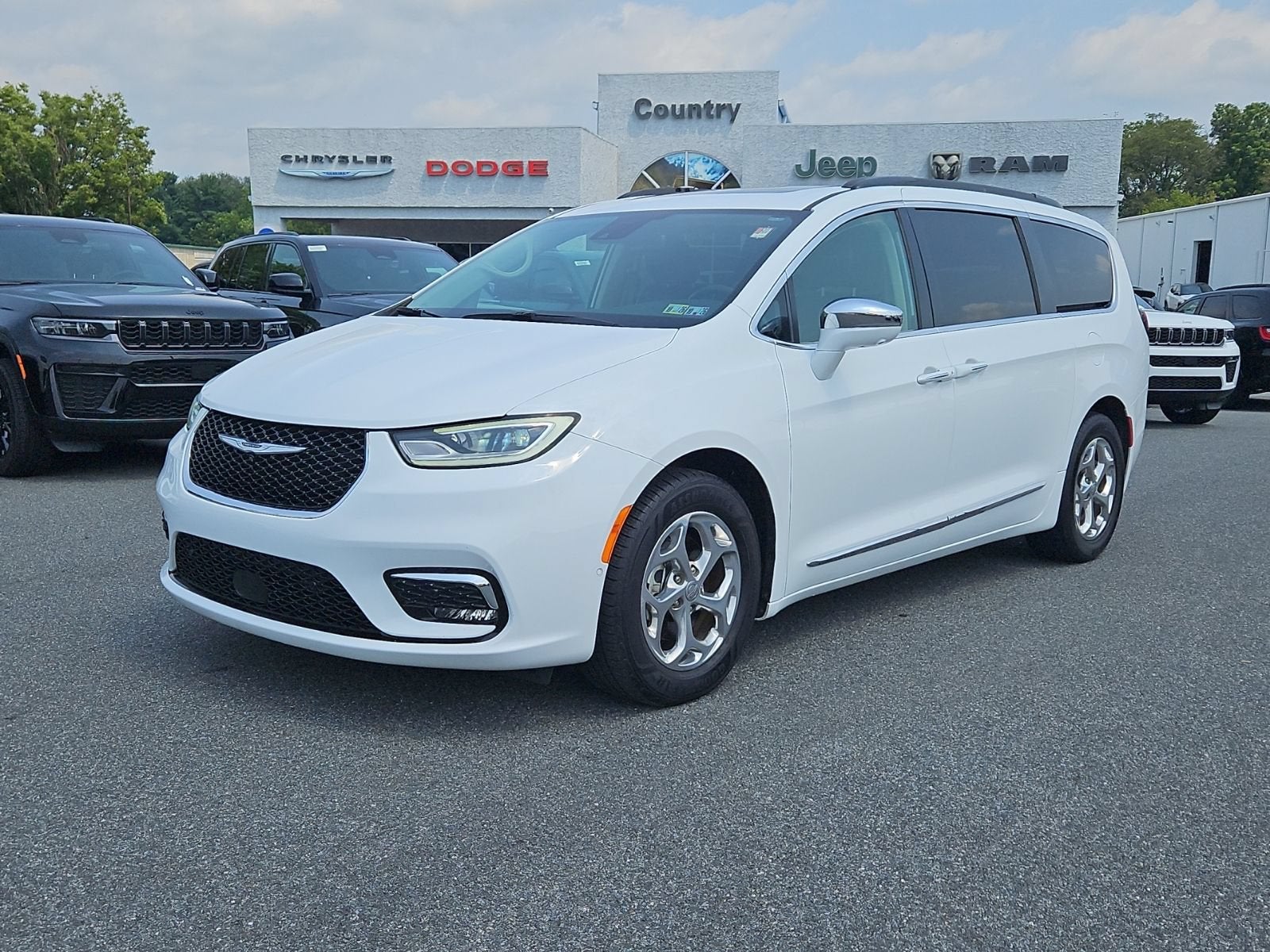 2022 Chrysler Pacifica Limited
