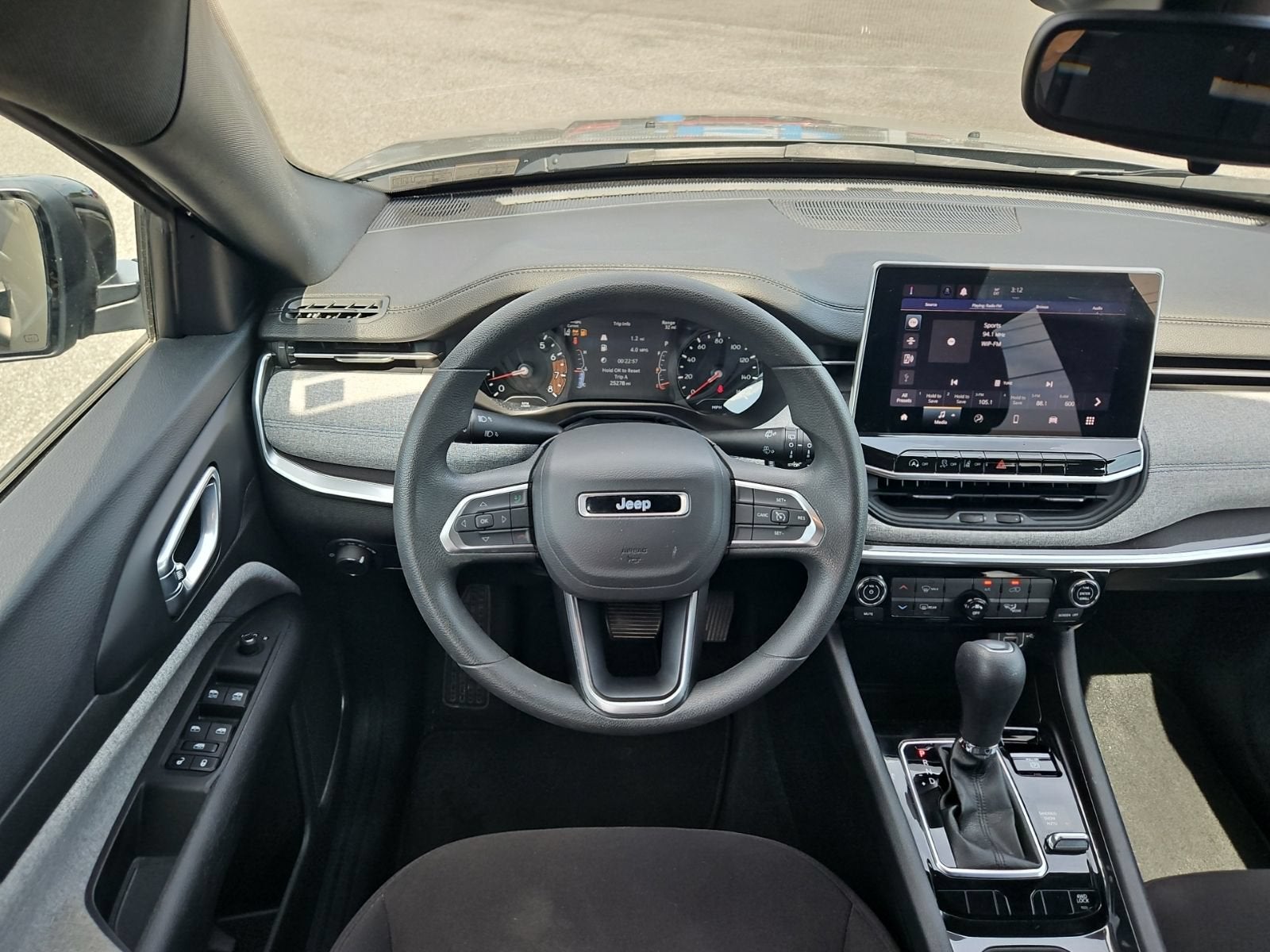 2023 Jeep Compass Sport