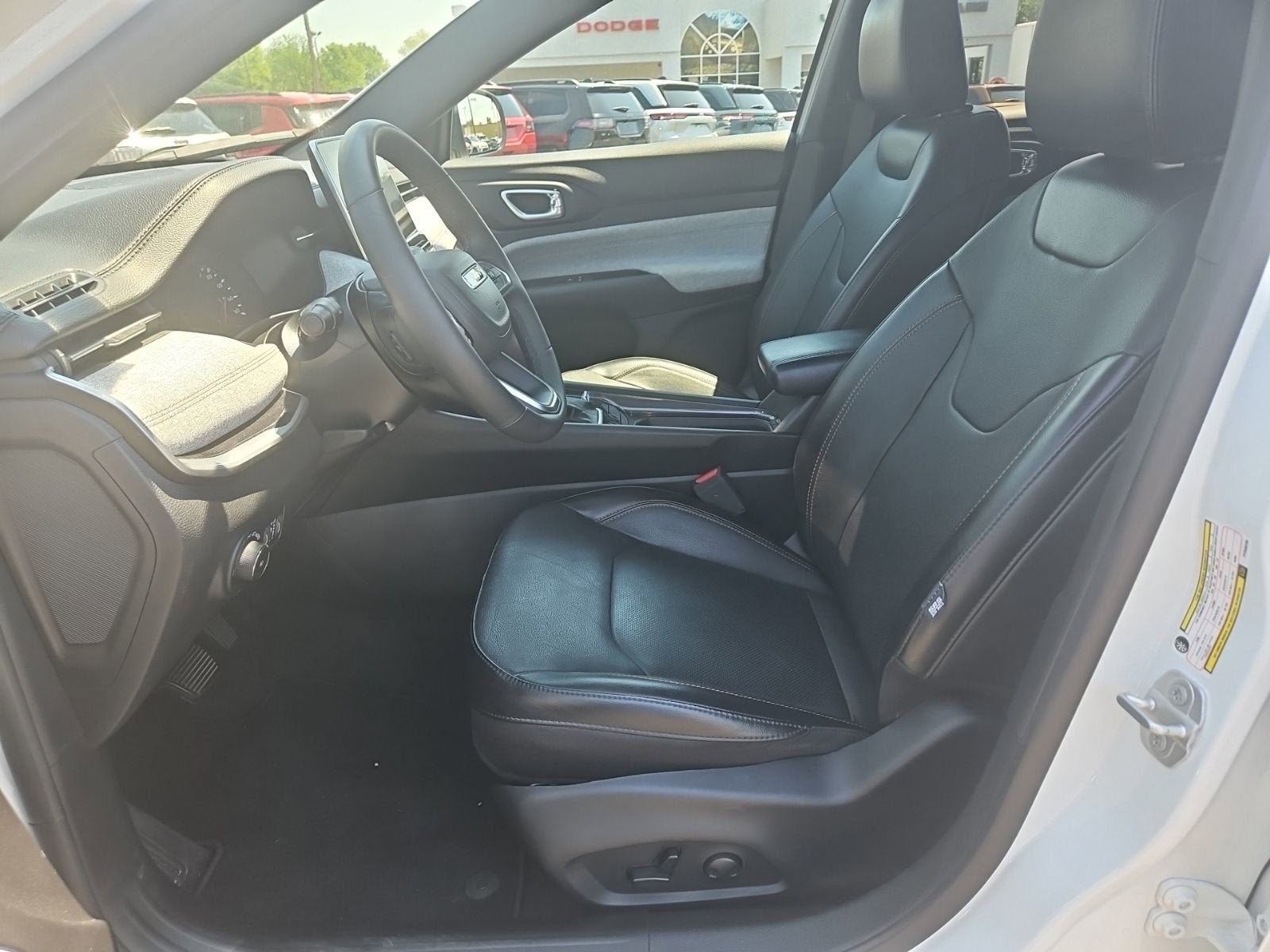 2023 Jeep Compass Latitude Lux