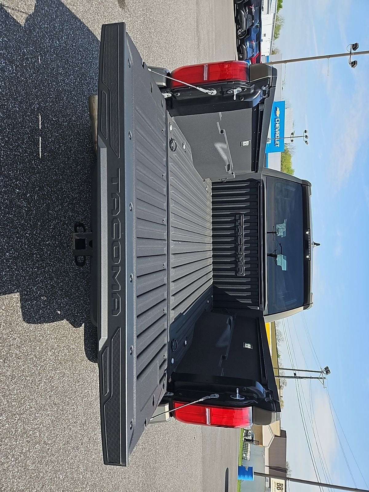 2025 Toyota Tacoma 4WD SR