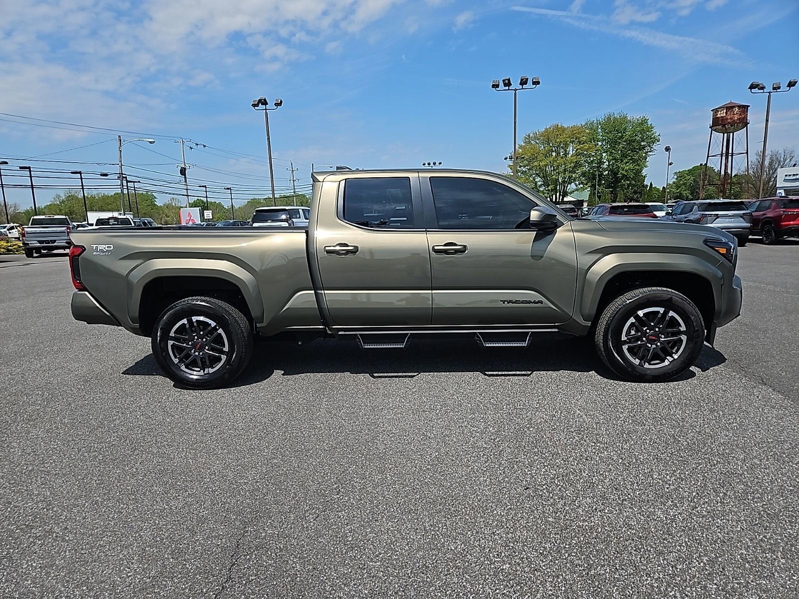 2025 Toyota Tacoma 4WD SR