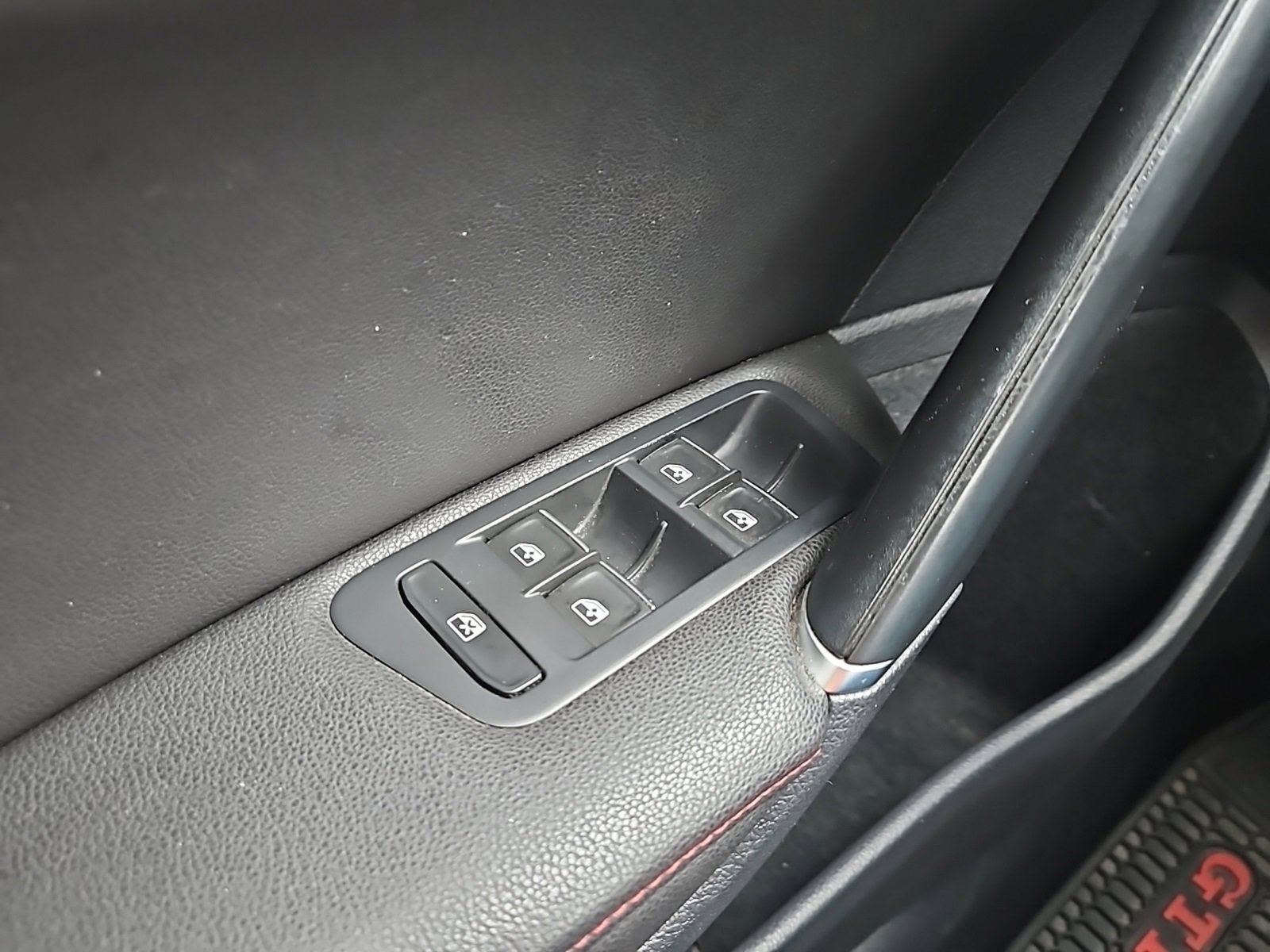 2017 Volkswagen Golf GTI S