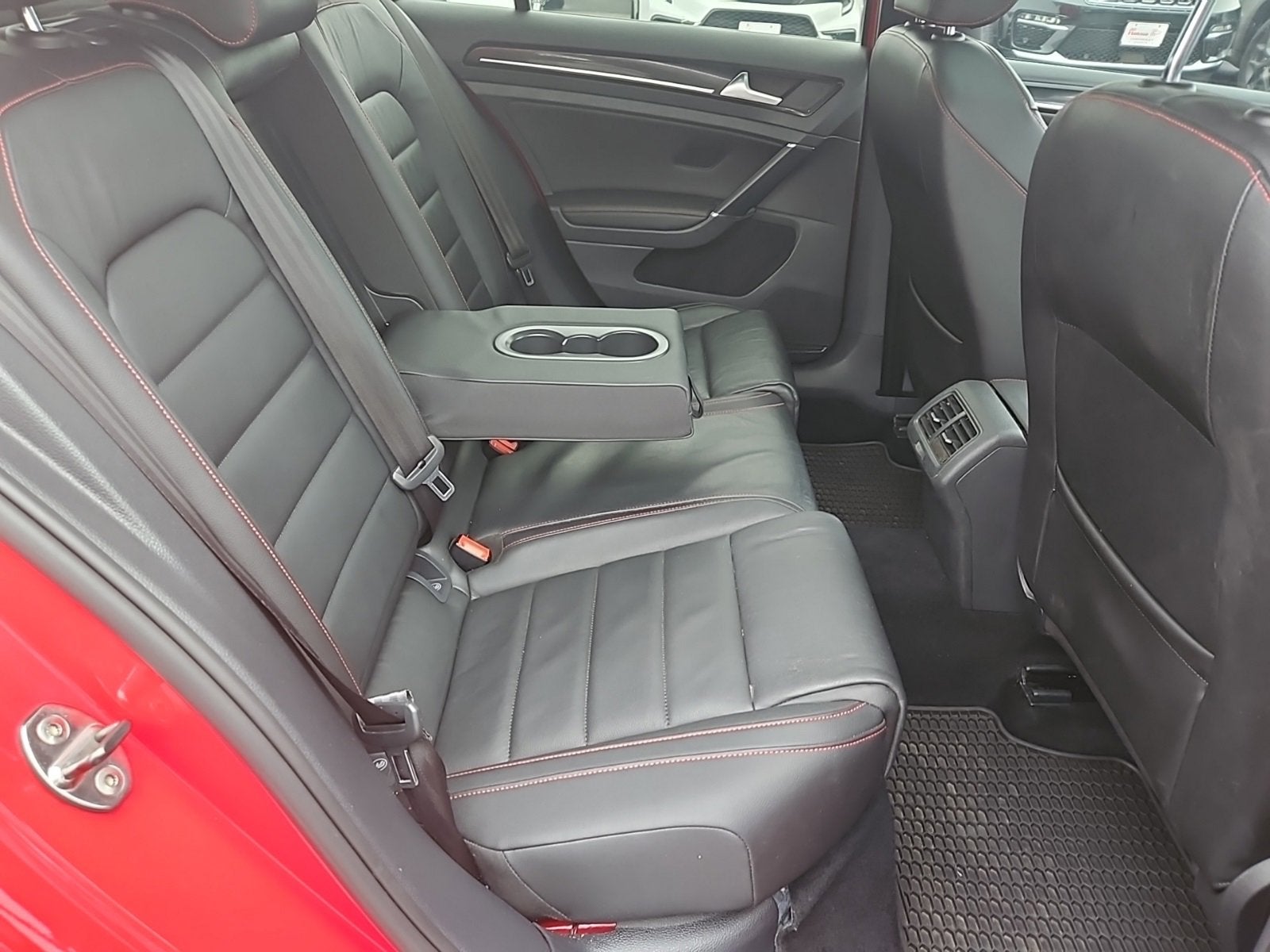 2017 Volkswagen Golf GTI S