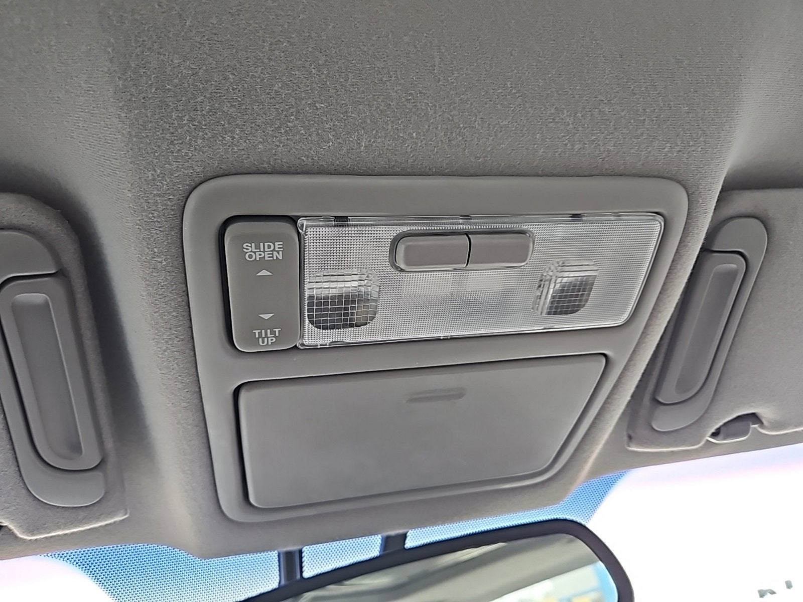 2003 Toyota Avalon XL