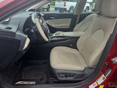 2019 Toyota Avalon XLE
