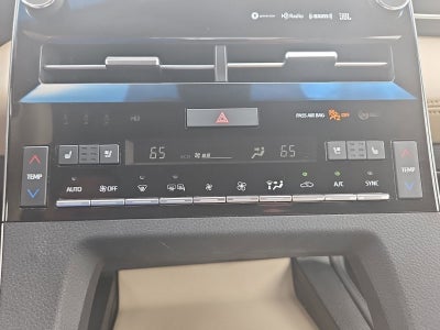 2019 Toyota Avalon XLE
